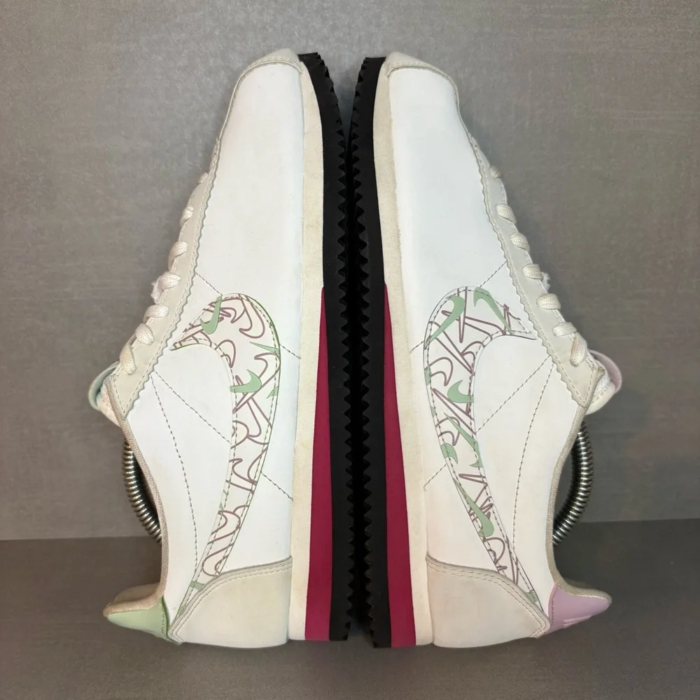 Nike | Classic Cortez SE Shoes - Valentine ; Womens 8